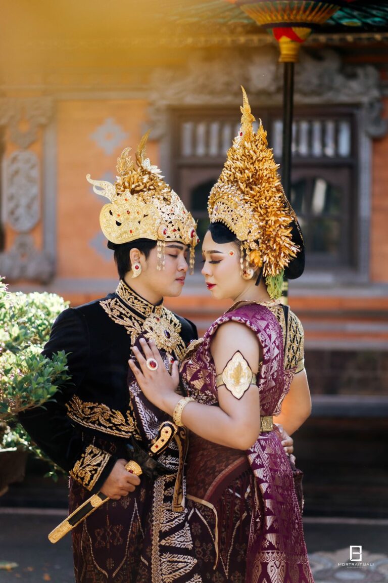 Putu & Komang Ari (5)