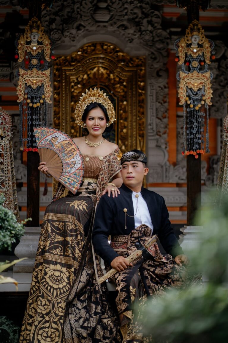 Dek Adi ( Dek Boy) & Dek Yanti (2)