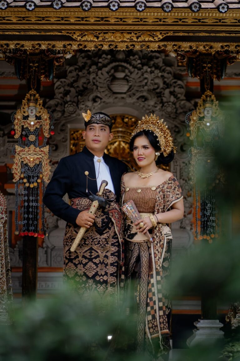 Dek Adi ( Dek Boy) & Dek Yanti (3)