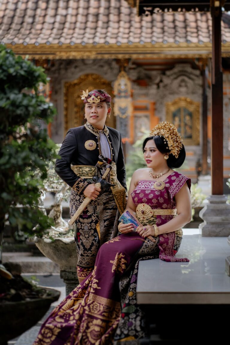 Suastika & Arini (11)