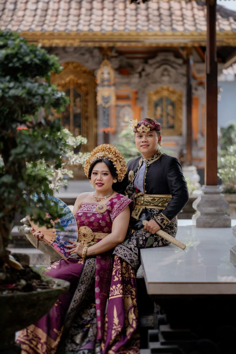 Suastika & Arini (13)