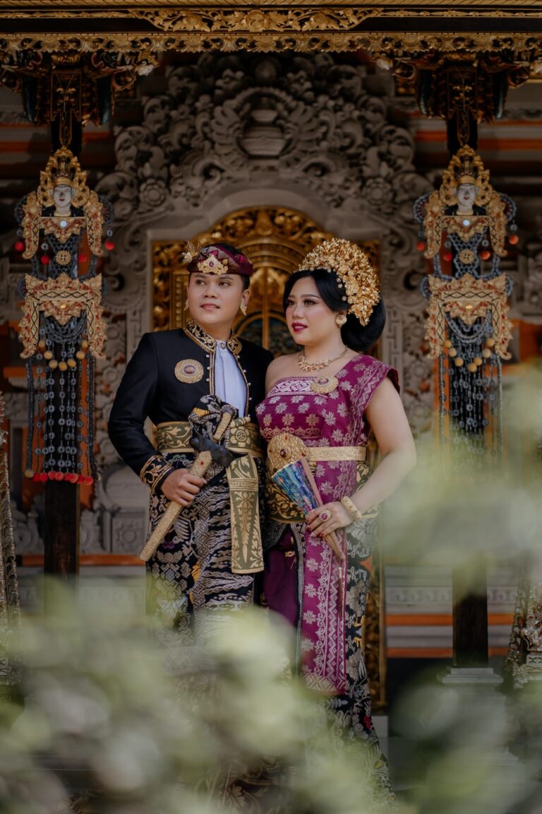 Suastika & Arini (14)