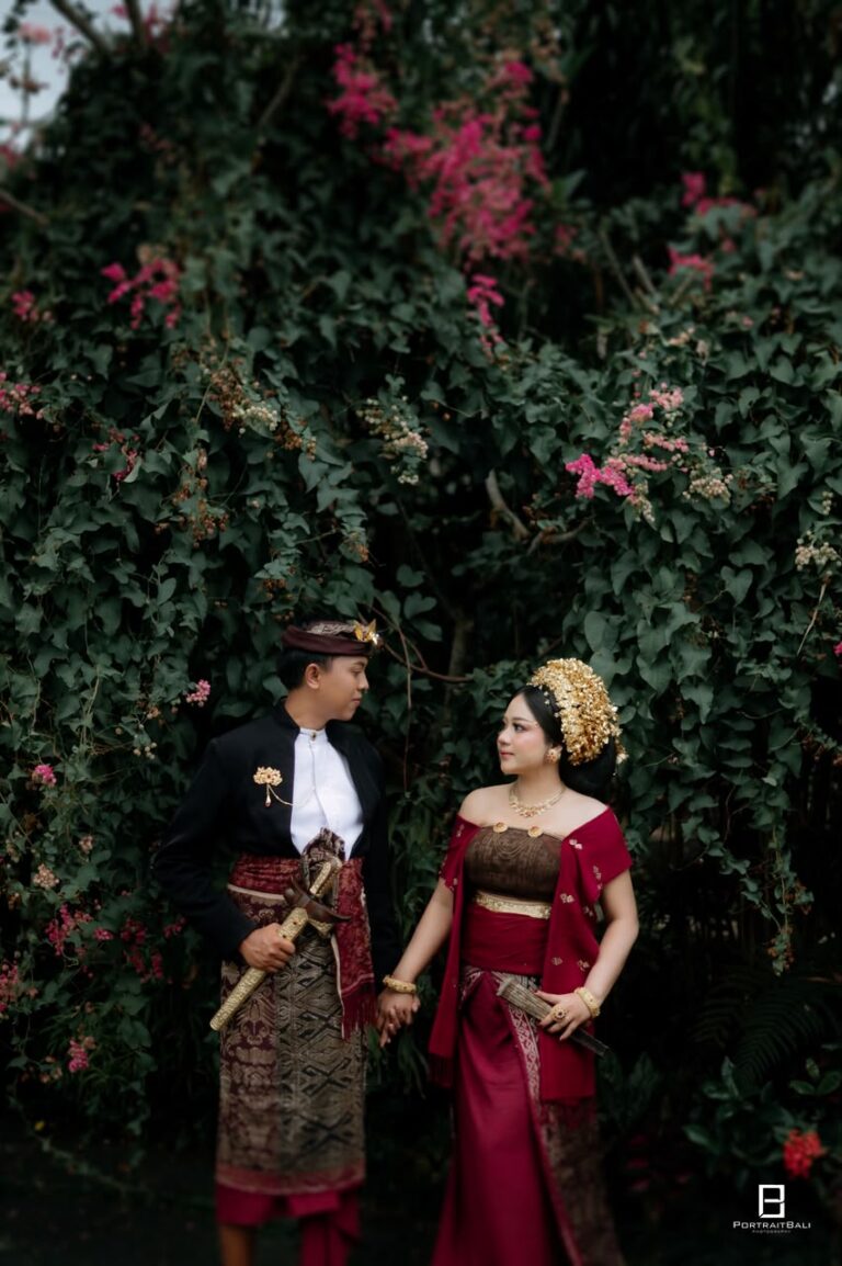 Bujana & Mang Ayu (1)